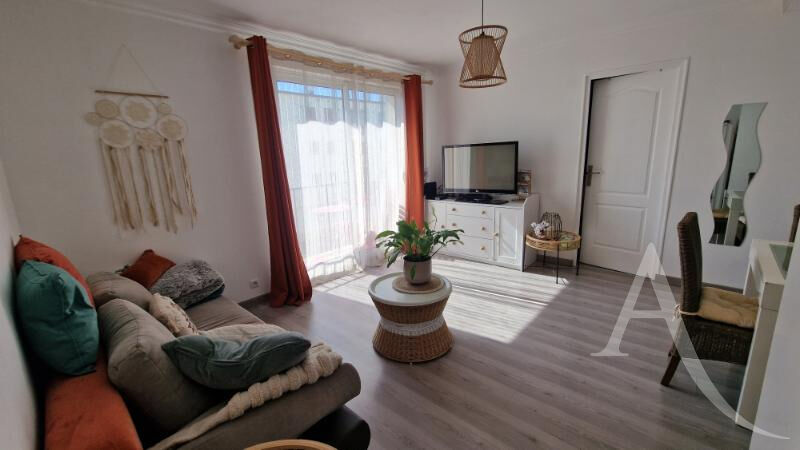 Appartement Mantes La Jolie 3 pièces 2 chambres cave et parking