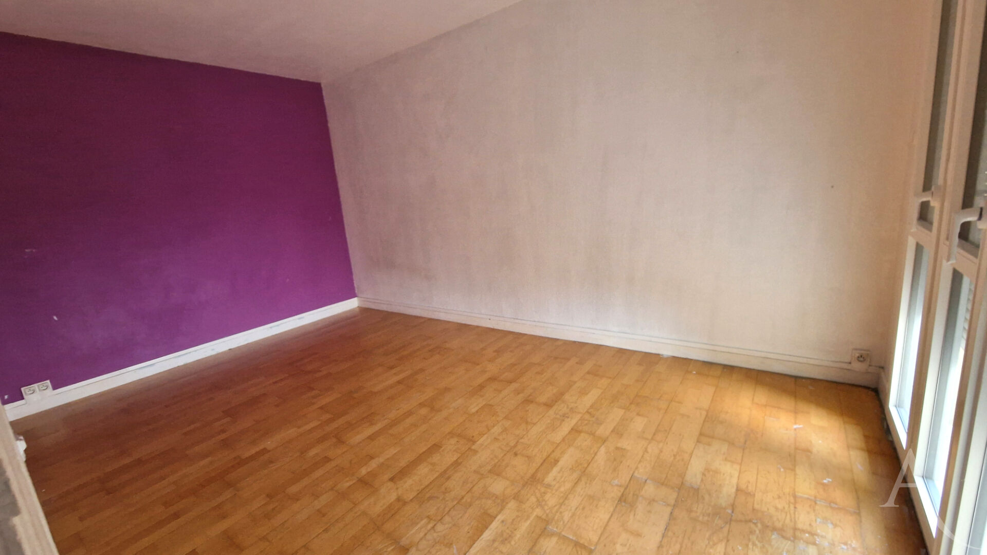 Photo Beau F3 à Mantes La Jolie avec 2 chambres cave et parking image 3/5