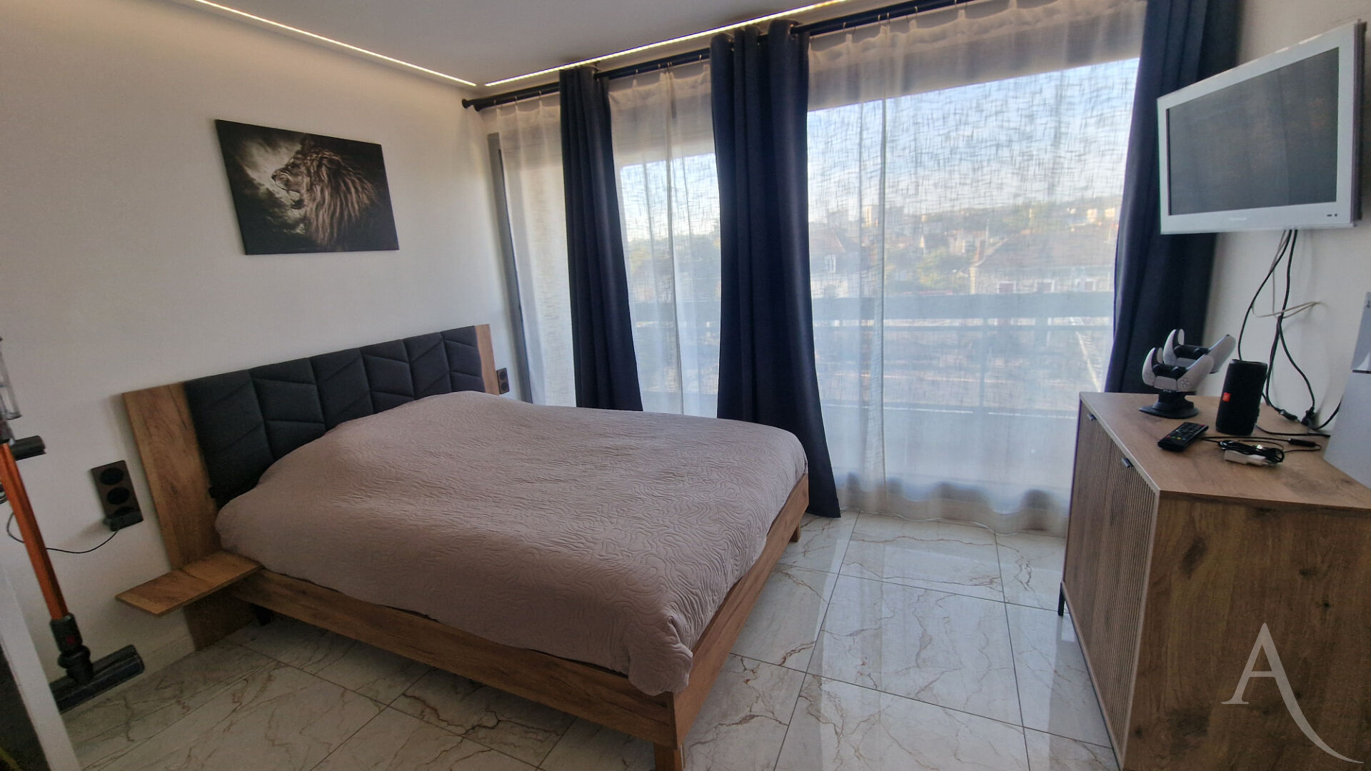 Photo Appartement Mantes La Jolie T1 de 24.35 m² avec balcon et cave image 5/6