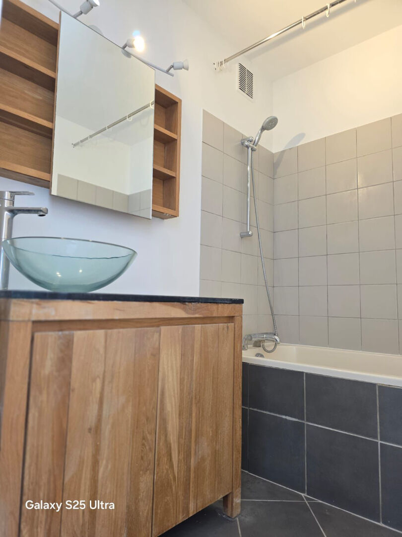 Photo Appartement Aubergenville 3 pièce(s) 63 m2 - 2 CHAMBRES - CAVE - BALCON image 6/6