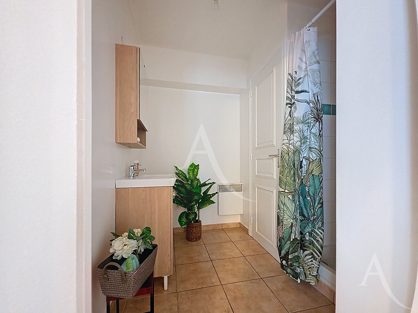 Photo Appartement Mantes La Jolie 1 pièce(s) 30.77 m2 image 3/4