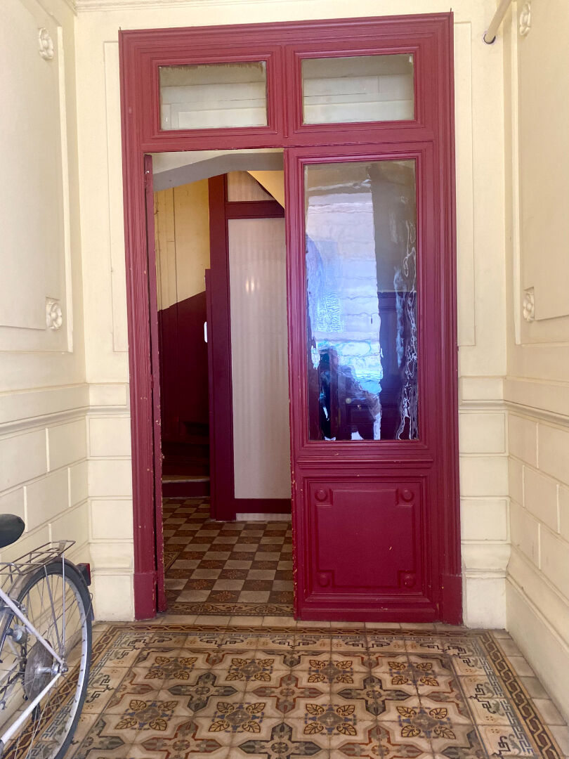 Photo APPARTEMENT 3 PIECES + BUREAU - CAVE - 13001 MARSEILLE - RUE LAFAYETTE image 5/5