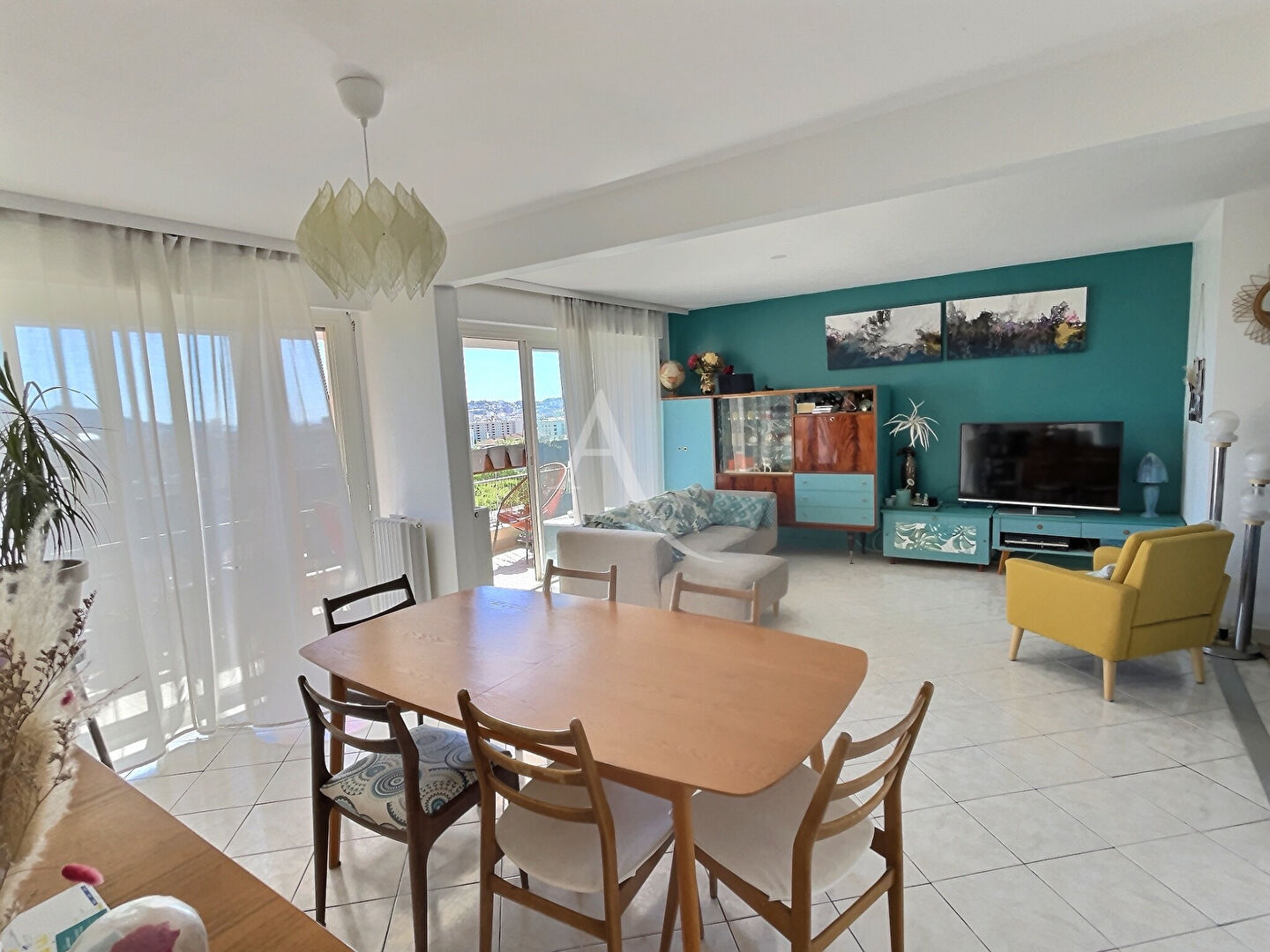 Photo Appartement  5 pièce(s) 89m2 avec balcon image 1/6