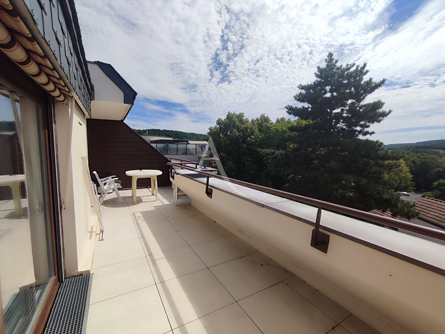 Photo Grand appartement T4 Orsay le guichet avec Terrasse image 1/6