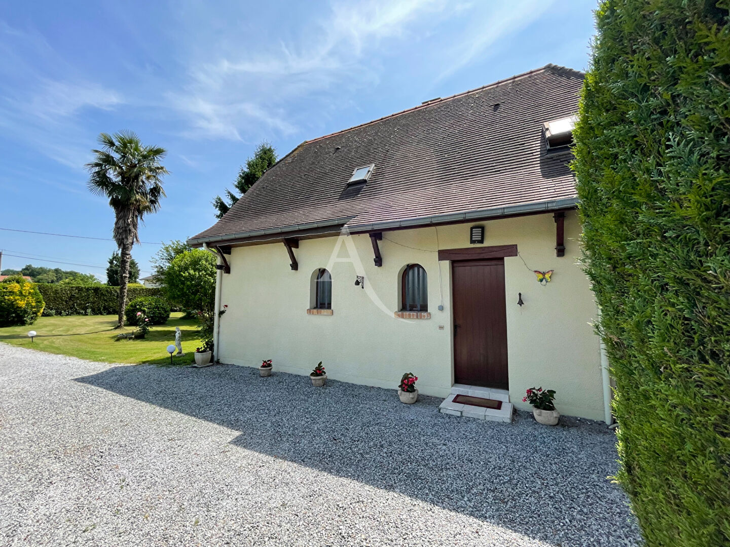 Photo Maison familiale sur joli terrain arboré, proche Morlàas image 2/6