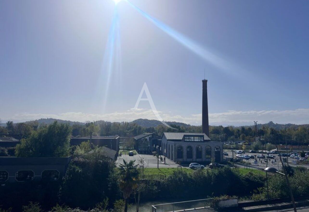 Spécial investisseur appartement Pau 1 chambre parking  sous-sol et cave