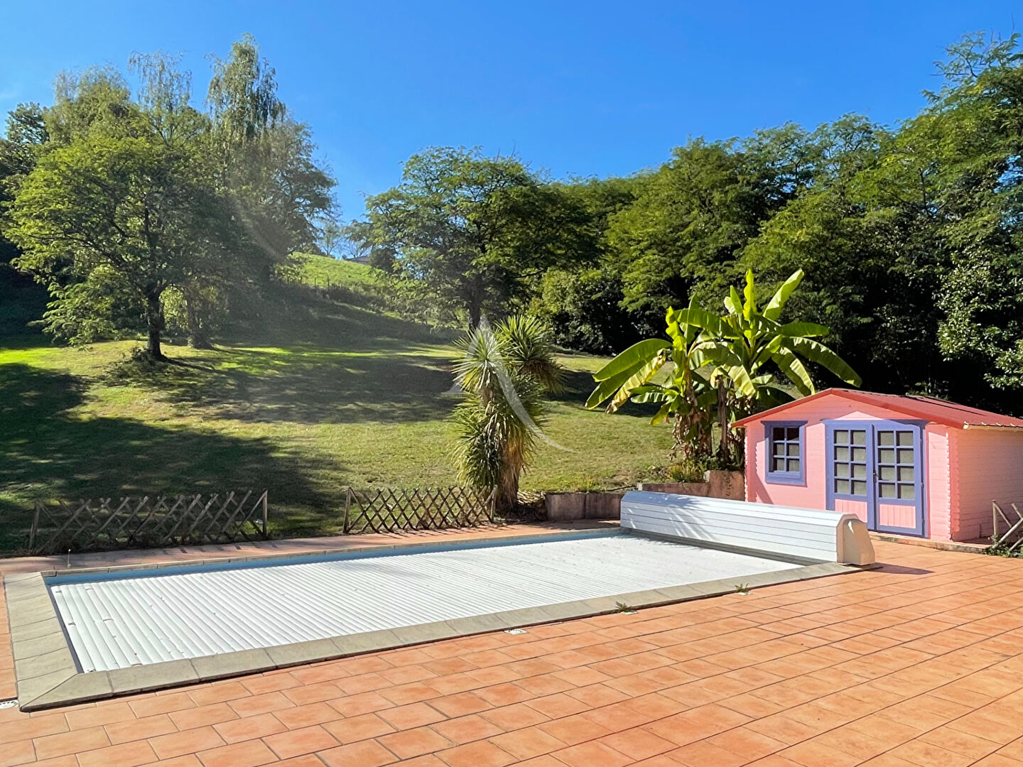 Photo Grande maison familiale avec piscine. Vue Pyrénées. image 2/6