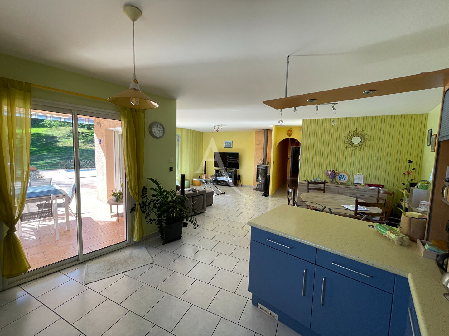 Photo Grande maison familiale avec piscine. Vue Pyrénées. image 3/6
