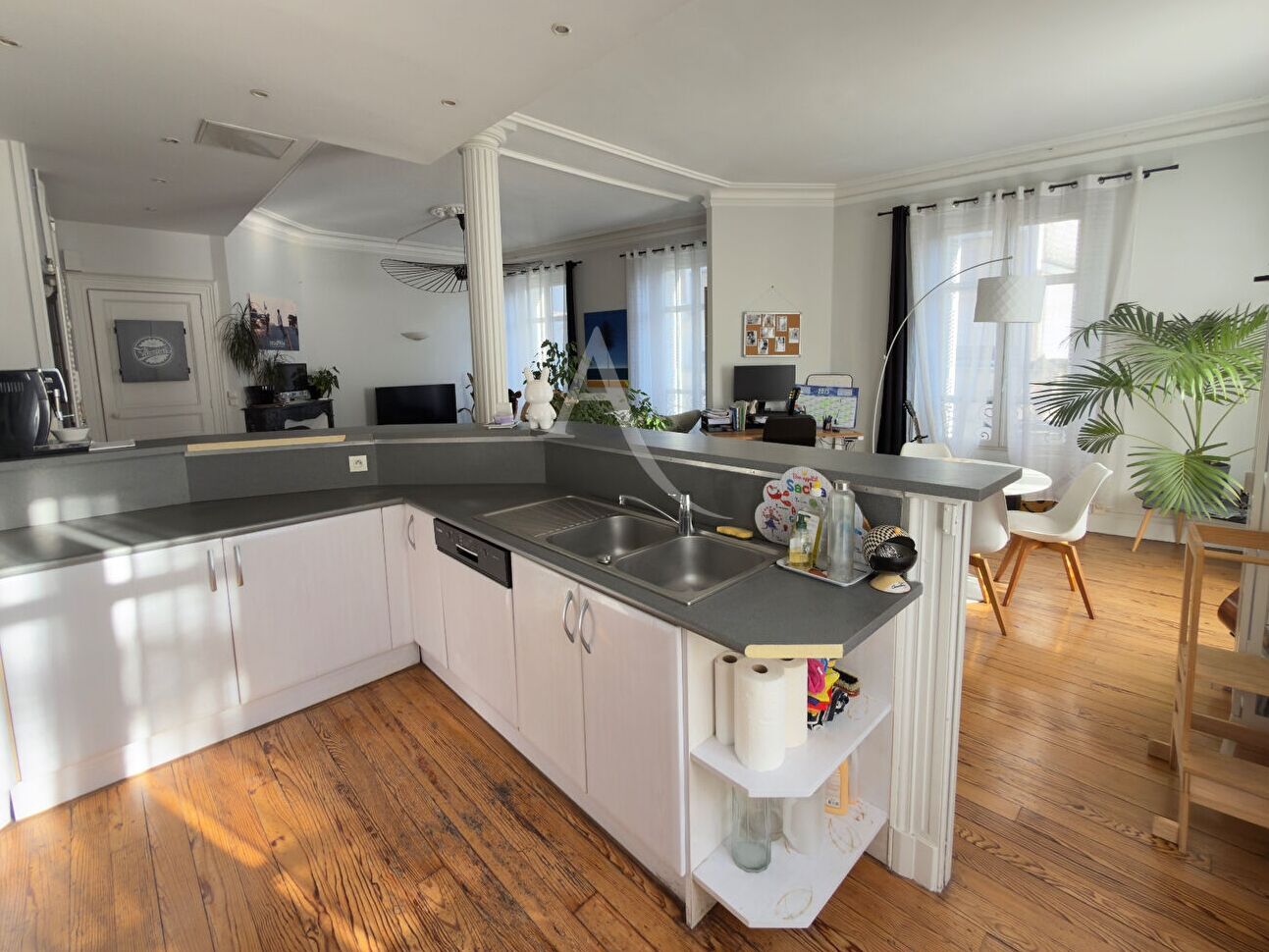 Hyper centre appartement Pau, 2 chambres et emplacement parking