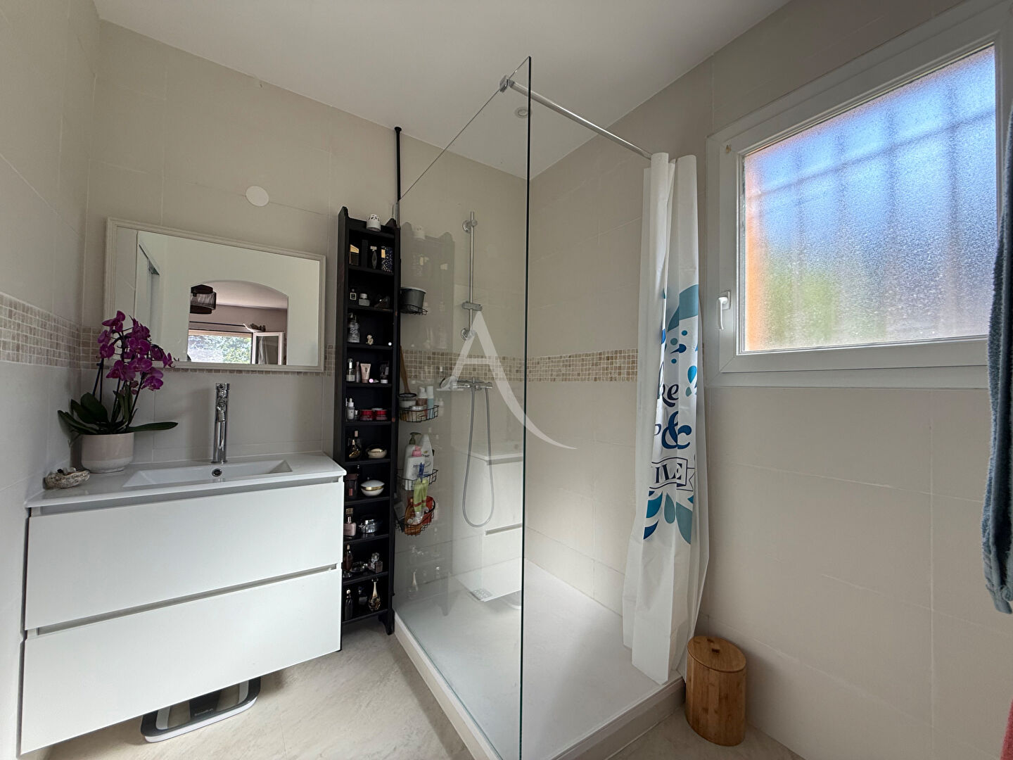 Photo Idron maison 5 pièce(s) et garage image 5/6