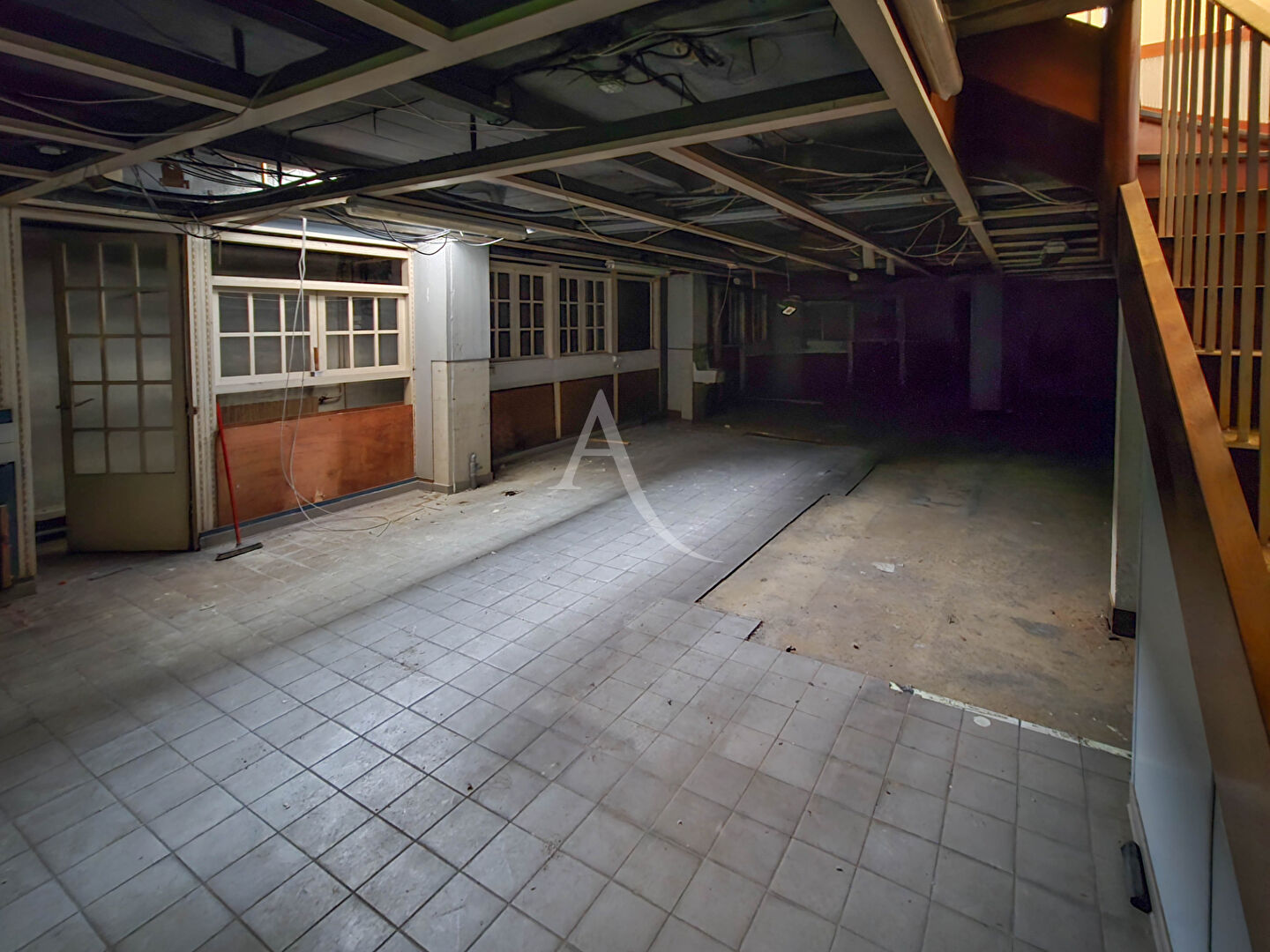 Photo Local commercial / bureaux 224,40 m² Centre-ville de Pau Palais des Pyrénées 6 pièces image 6/6