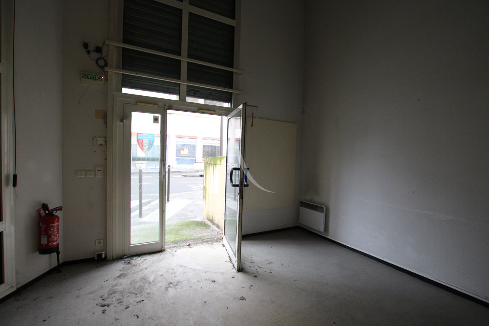 Photo PAU hyper centre BUREAUX ET PARKING image 5/6