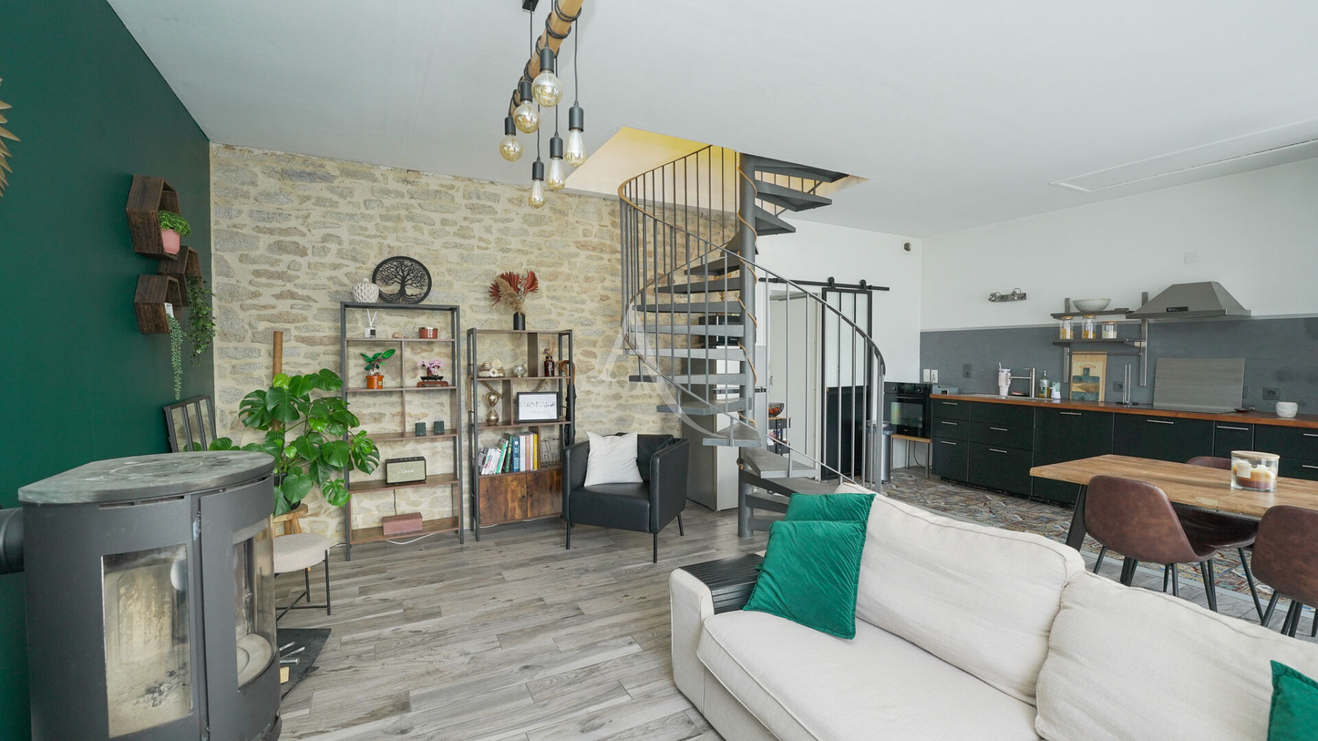 Maison Le Roc-Saint-André 6 pièces 101 m2