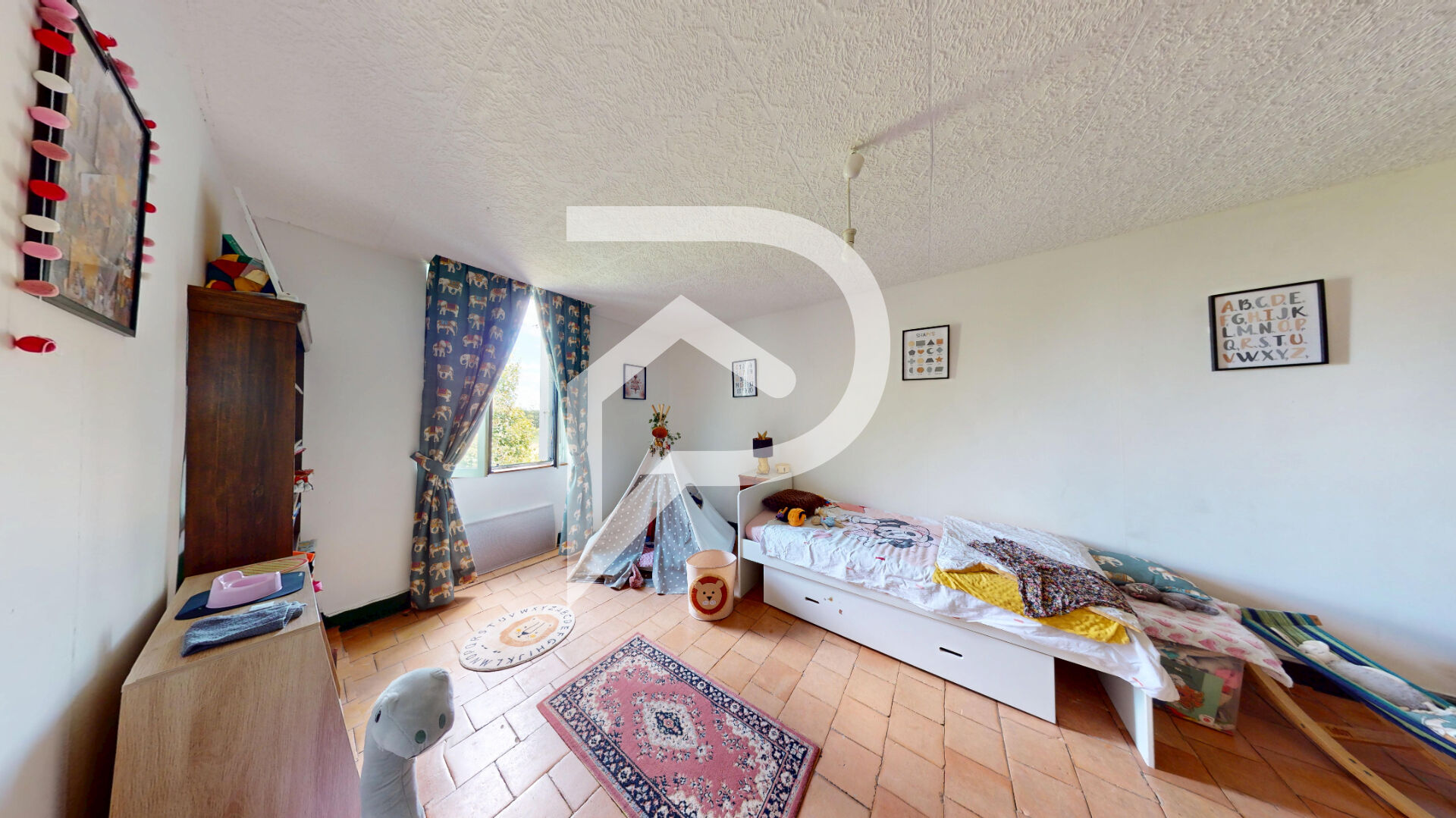 Photo Grande maison en pierre avec Dépendances, piscine, vue dégagée ? 3500 m² de terrain image 6/6