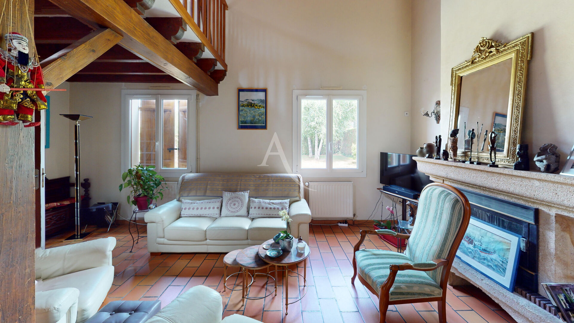 Photo FONTAINE LE COMTE - BOURG - PROCHE COMMODITES - MAISON FAMILIALE - 4 CHAMBRES - image 4/4