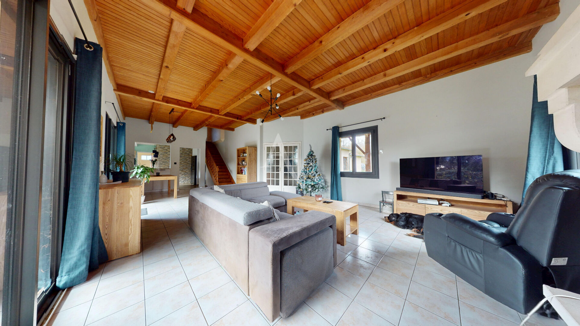 Photo SAINT SAUVANT - MAISON - 4 CHAMBRES - DOUBLE GARAGE image 3/6