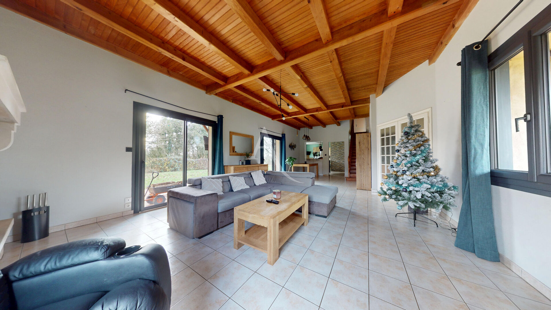 Photo SAINT SAUVANT - MAISON - 4 CHAMBRES - DOUBLE GARAGE image 4/6