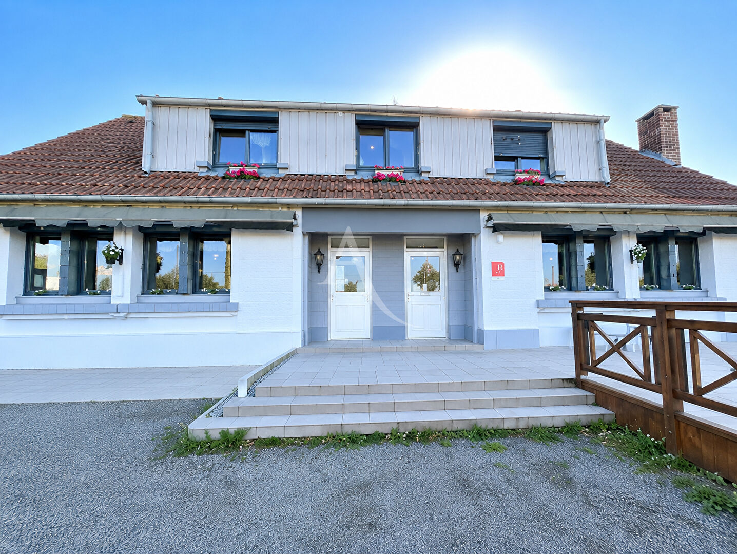 Agence immobilière de L'ADRESSE Rue
