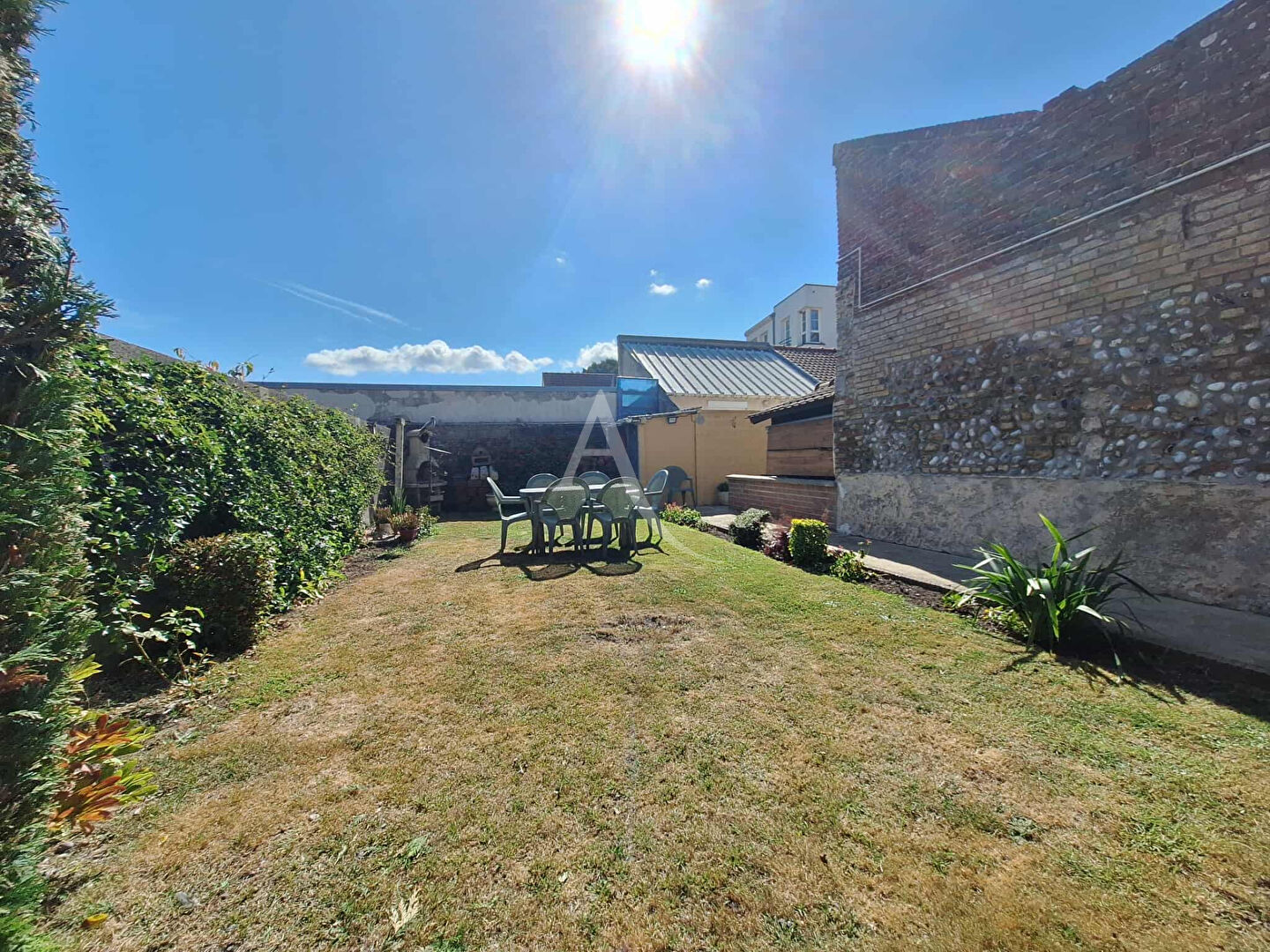 Photo Maison Rue centre ville 3 chambres image 1/6