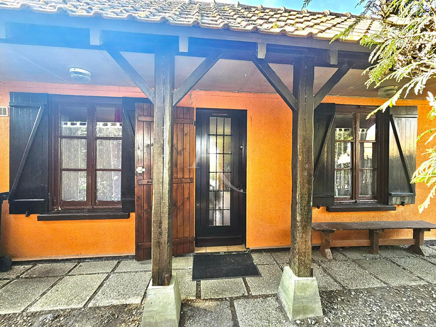 Agence immobilière de L'ADRESSE Rue