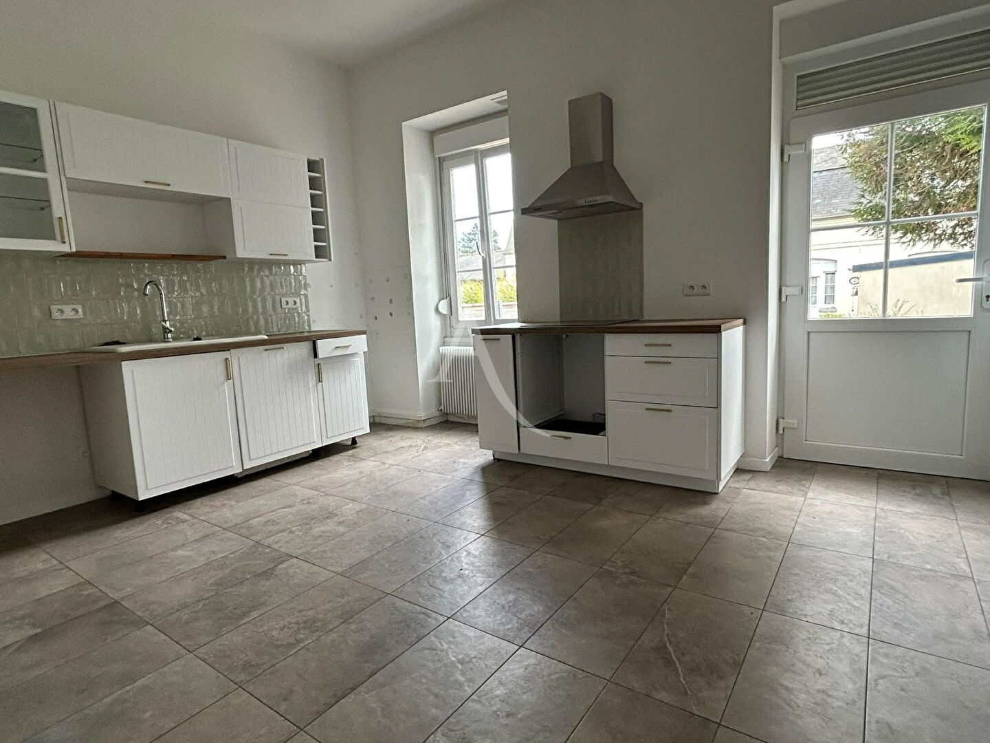 Agence immobilière de L'ADRESSE Rue