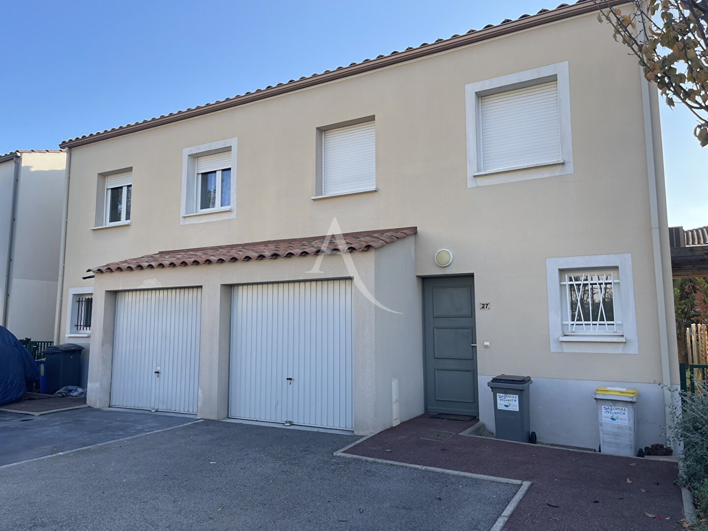 House 4 pièces · 104.00 m² à SALON DE PROVENCE