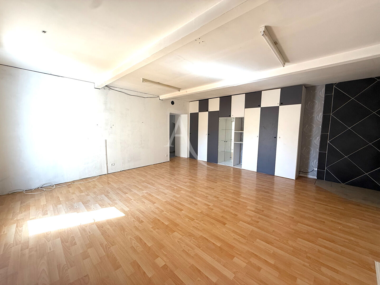 Photo CARAMANY - Maison de village 4 Pièces - Terrasses - Cave image 6/6