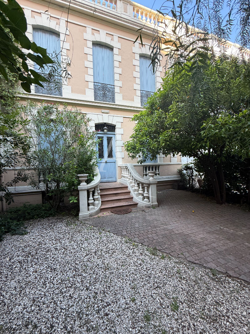 Maison Perpignan 5 pièce(s) 195 m2