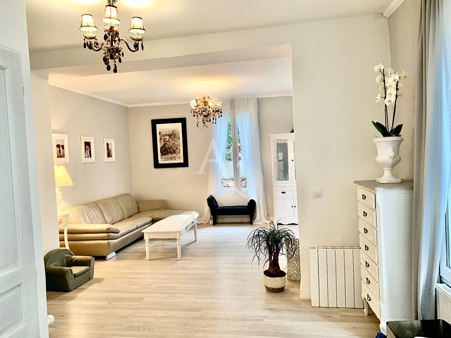 Photo VILLEMOMBLE, Maison , 7 pièces, 5 chambres, 130 m2 image 2/6