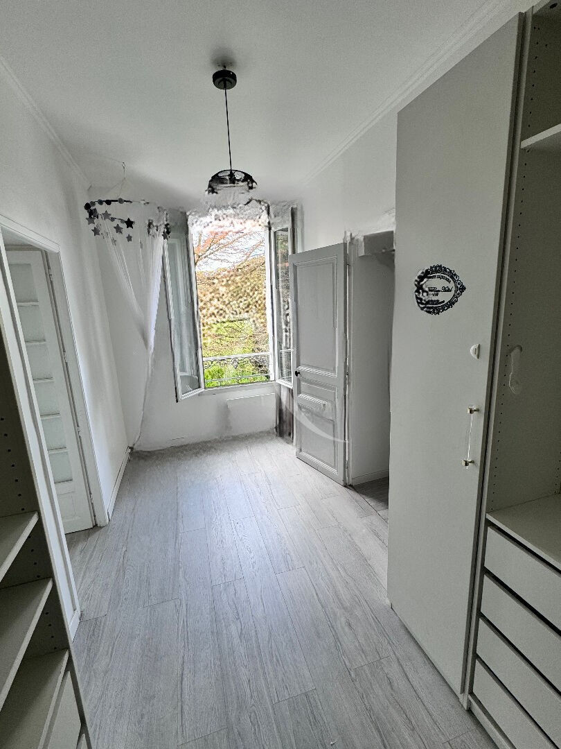 Photo VILLEMOMBLE, Maison , 7 pièces, 5 chambres, 130 m2 image 4/6