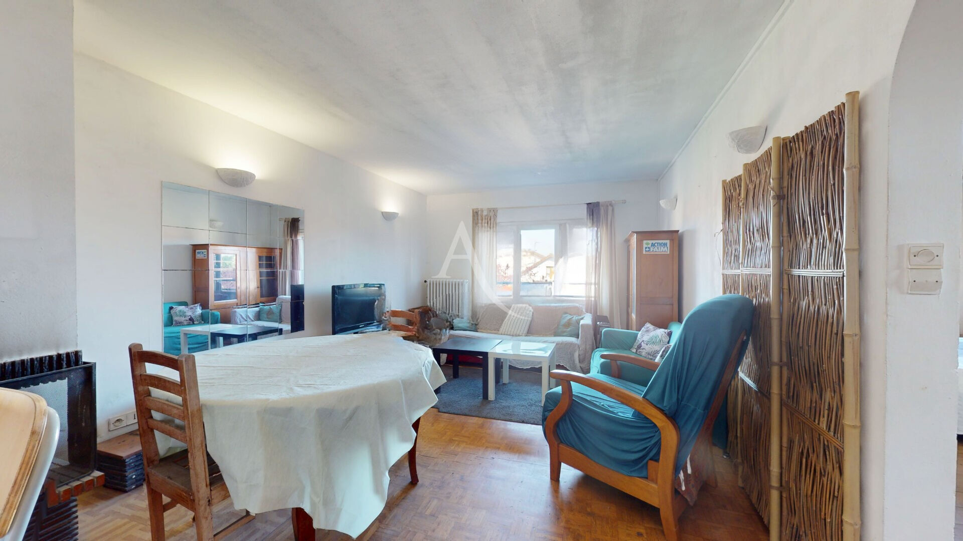 Photo BONDY Remise à Jorelle, Duplex, 5 pièces 78 m2 image 1/6