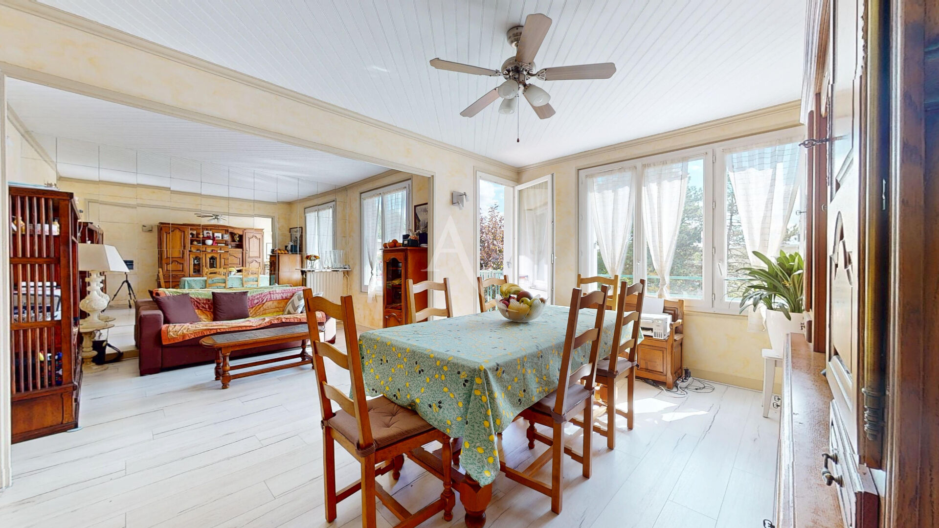 Photo BONDY- Appartement 4 pièces image 2/6