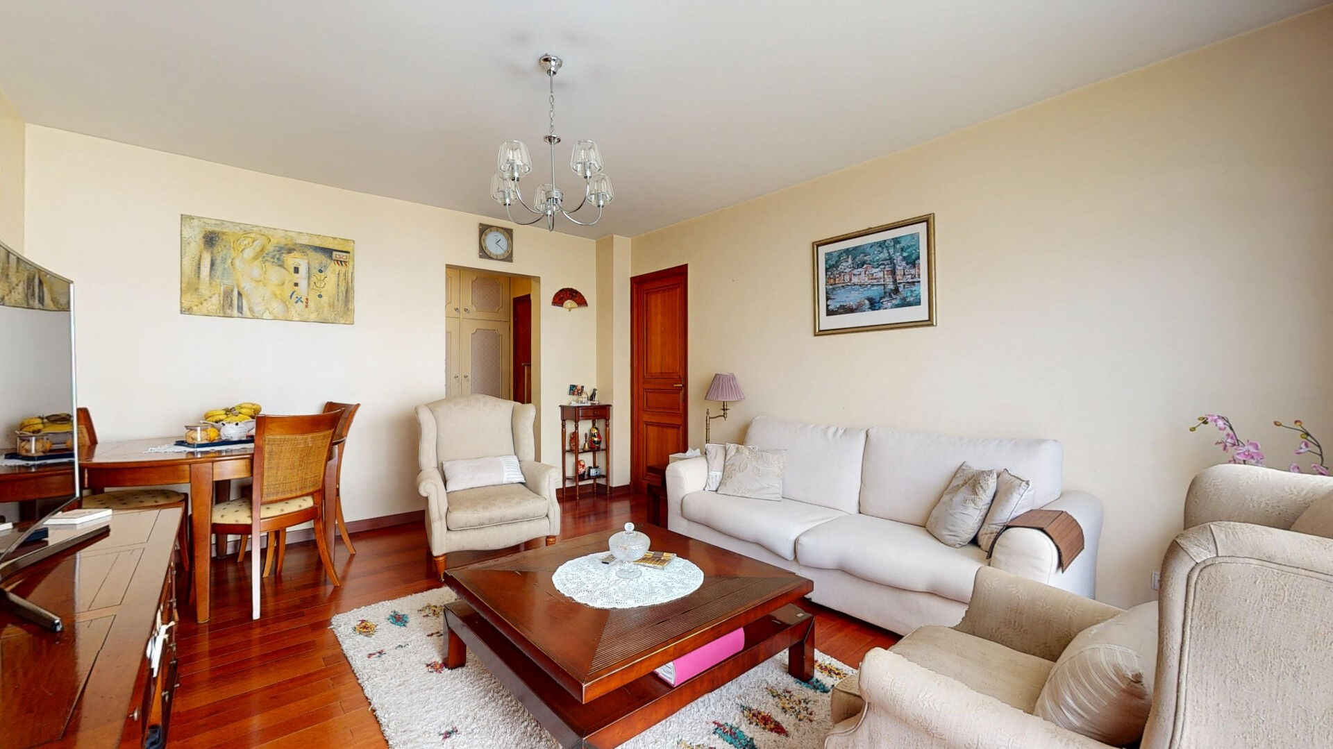 Photo VILLEMOMBLE , HYPER CENTRE , FAMILIAL, LUMINEUX & TOUT À PIED image 2/6