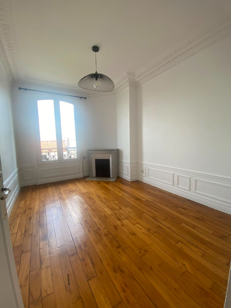 Apartment 3 pièces · 51.00 m² à LES PAVILLONS SOUS BOIS