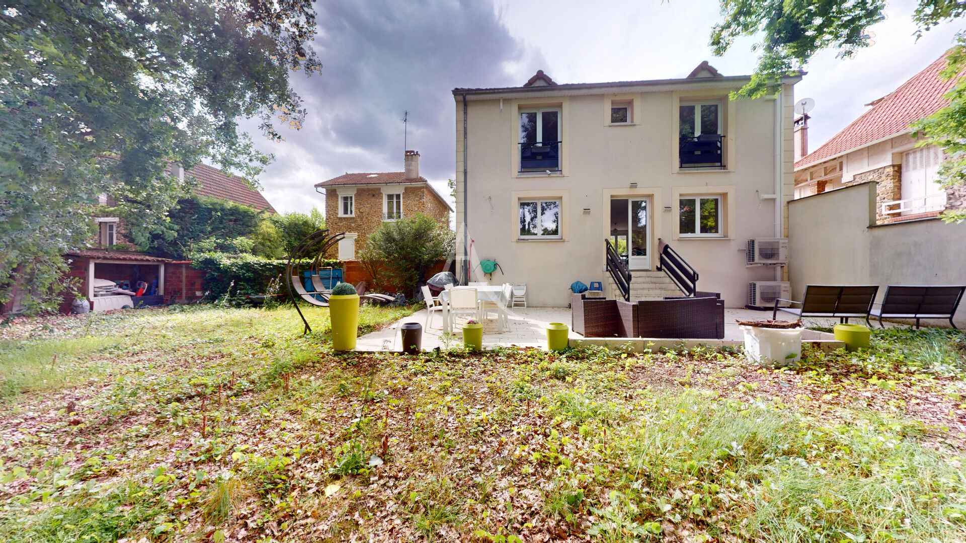 VILLEMOMBLE PETIT RAINCY MAISON FAMILIALE CONTEMPORAINE AVEC JARDIN ET GARAGE XXL 160 m2