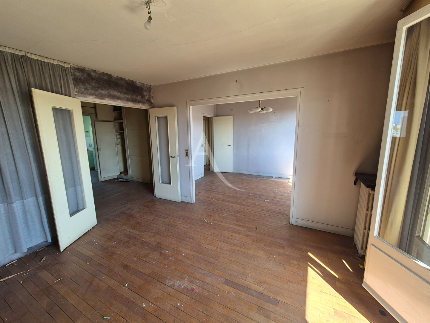 Photo ASNIERES SUR SEINE : appartement F4 (78 m²) en vente avec balcon. image 3/6