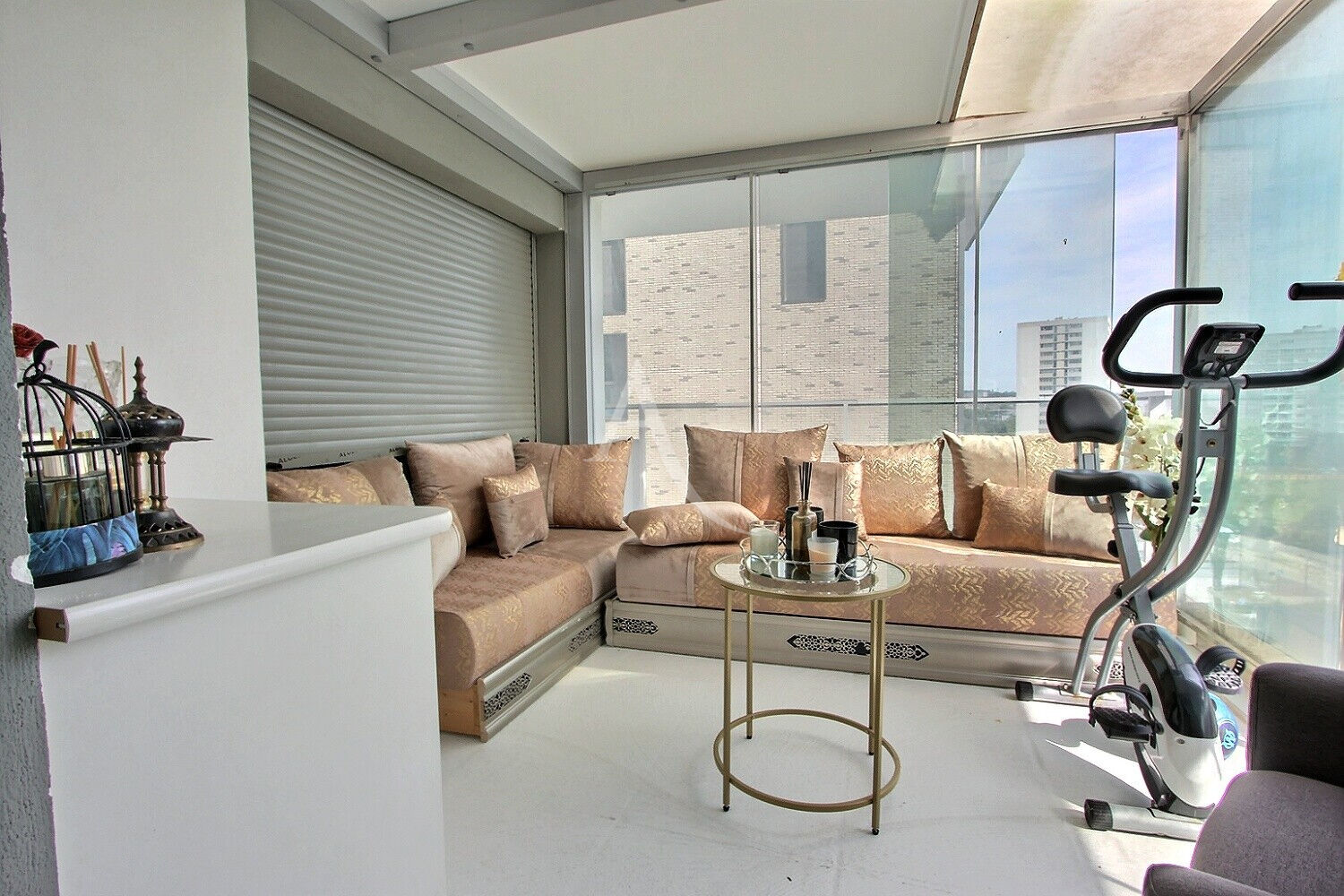 Photo Appartement Asnieres Sur Seine 5 pièce(s) 104.72 m2 avec balcons et loggia image 4/6