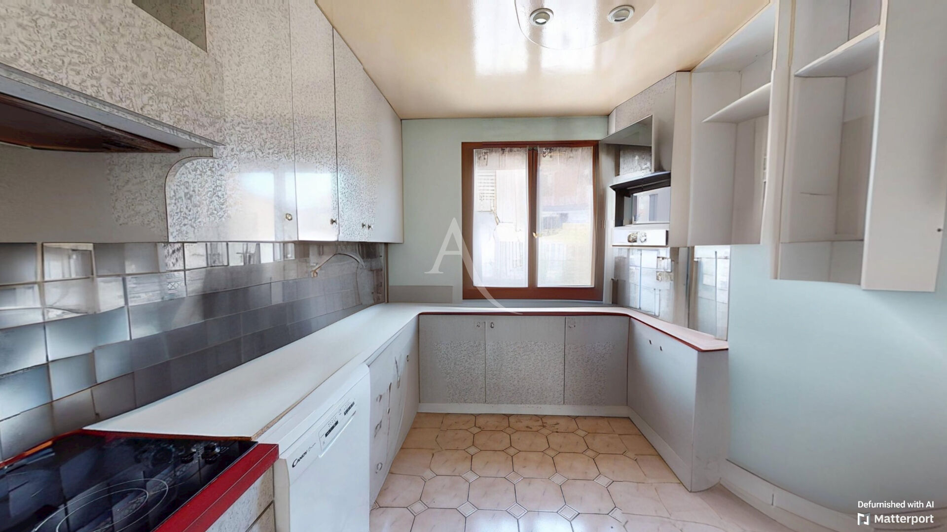 Photo Grande Maison F7 (134 m²) à vendre à VILLENEUVE LA GARENNE + JARDIN image 3/6