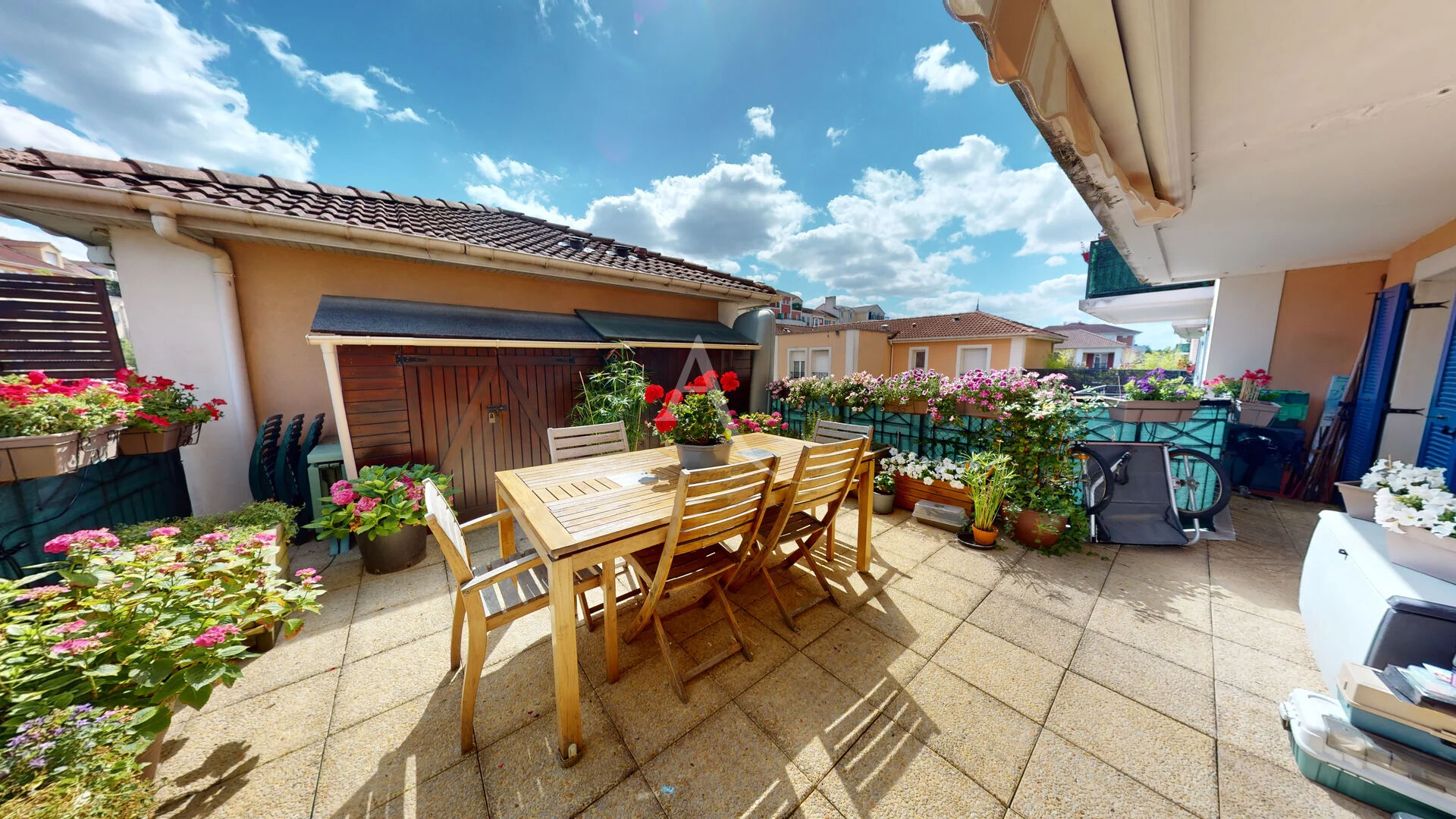 Appartement Villeneuve La Garenne 3 pièces 61 m2 avec belle terrasse de 30m²