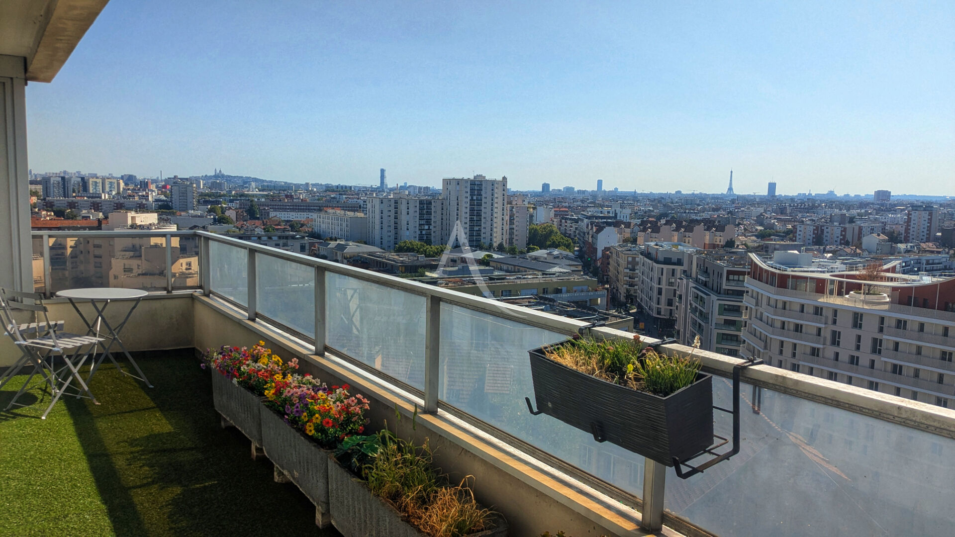 VENTE : appartement T3 (65,71 m² Carrez)  + terrasse à ASNIERES SUR SEINE