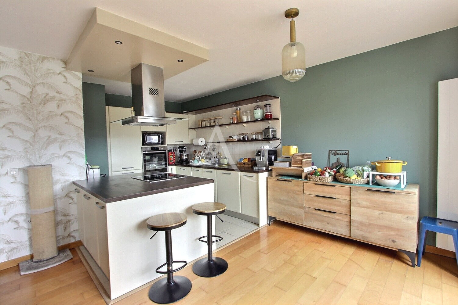 Photo Villeneuve La Garenne - Duplex 4 pièces de 109.28 m2 avec balcons + box image 3/6