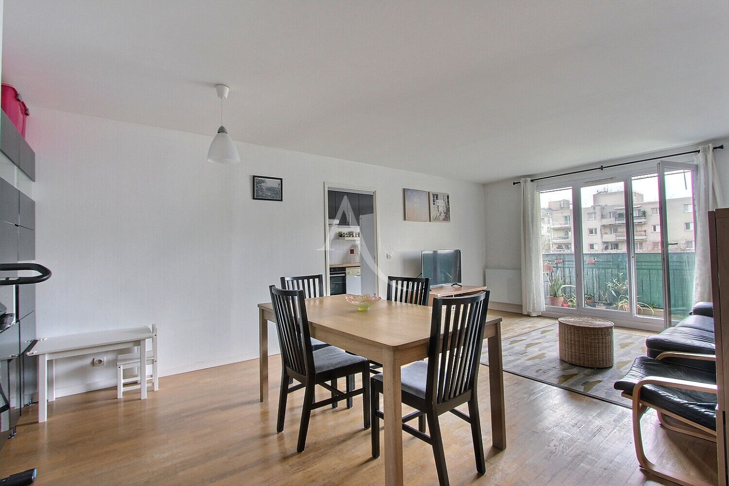 Photo Appartement Villeneuve La Garenne 3 pièces de 70,05m2 image 4/6