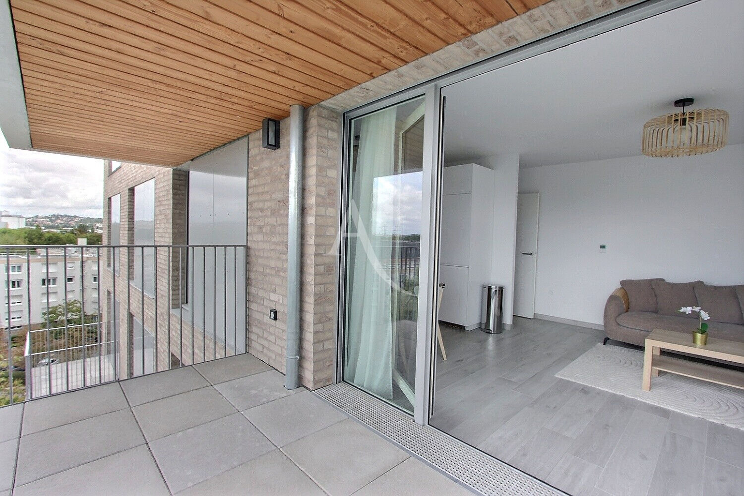 Appartement Asnieres Sur Seine 4 pièces + balcon 77.40 m2