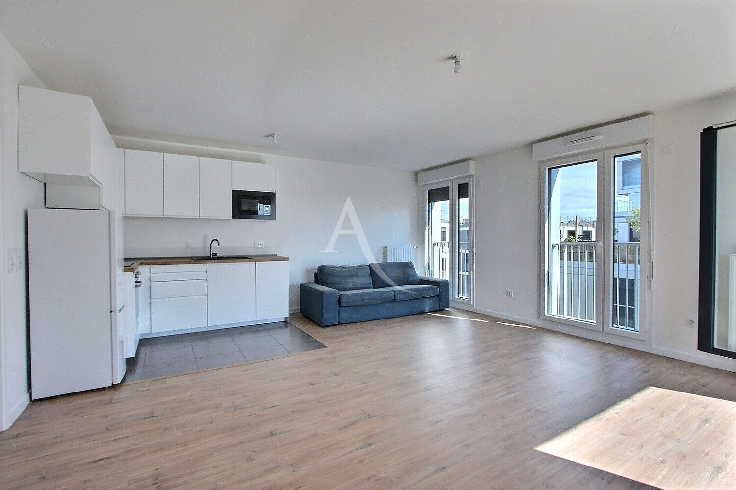 Appartement Asnieres Sur Seine 3 pièce(s) de 63.61 m2 AVEC BALCON