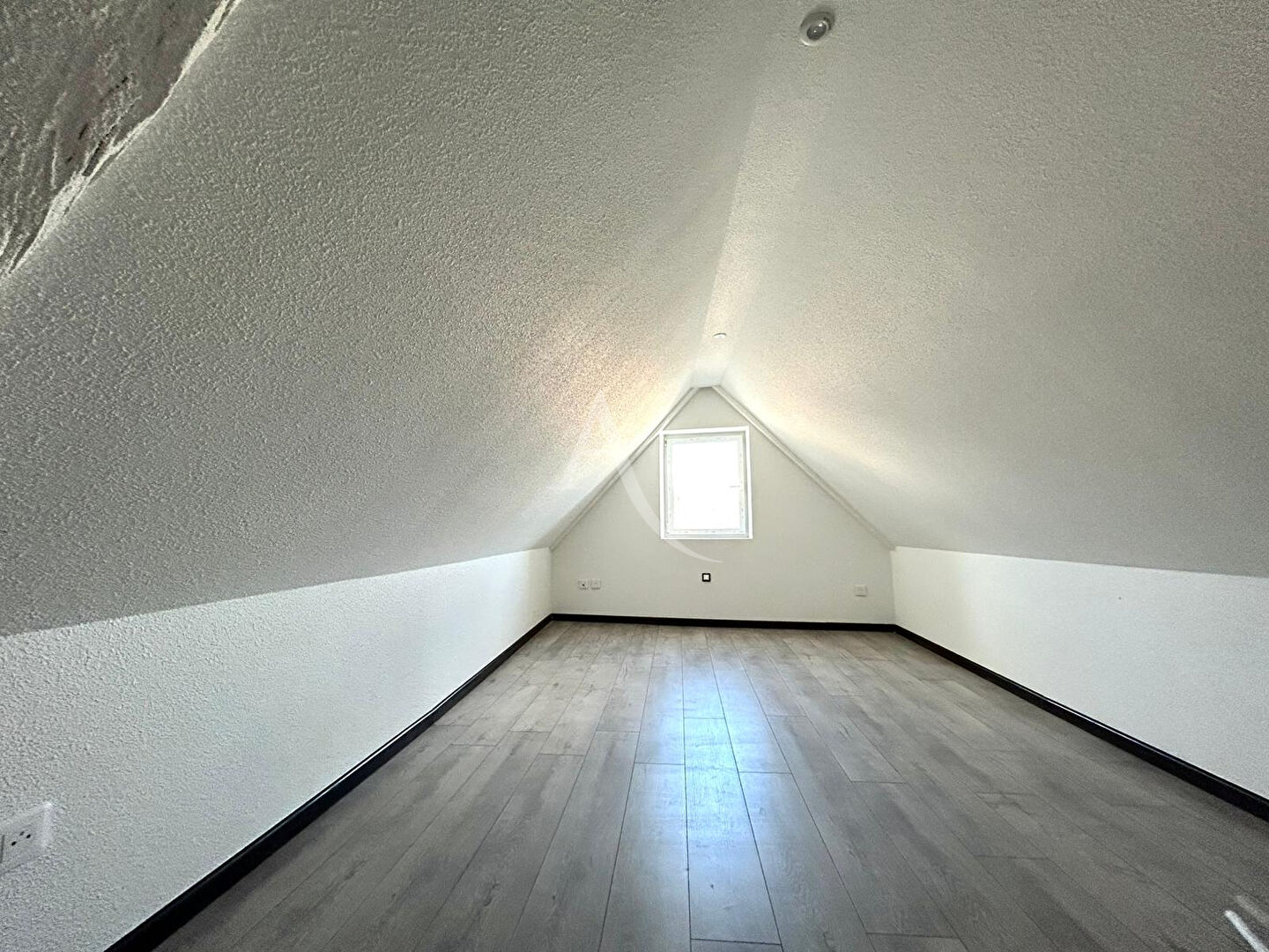 Photo Immeuble Munster de 192 m2 image 5/6