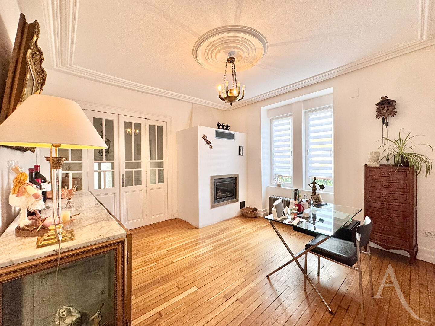 Bien rare - Belle demeure de maître rénovée avec piscine & verger, dépendances/garages