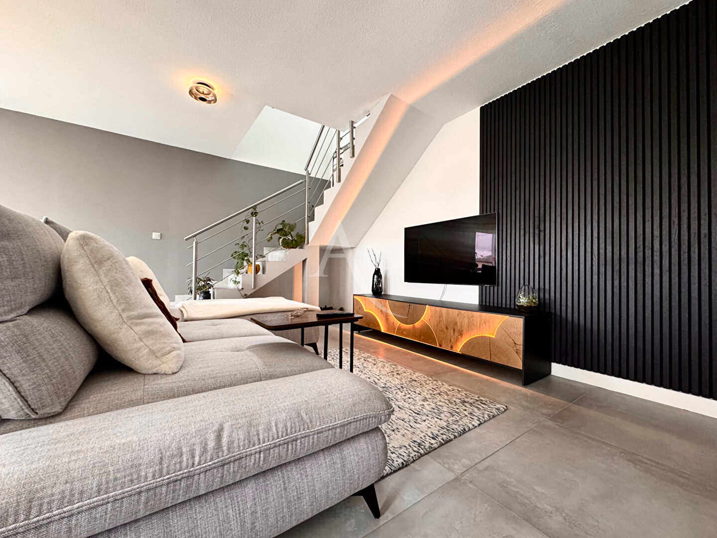 Photo Magnifique Duplex T3 de 85,15 m² avec son garage + son parking + sa cave image 1/6