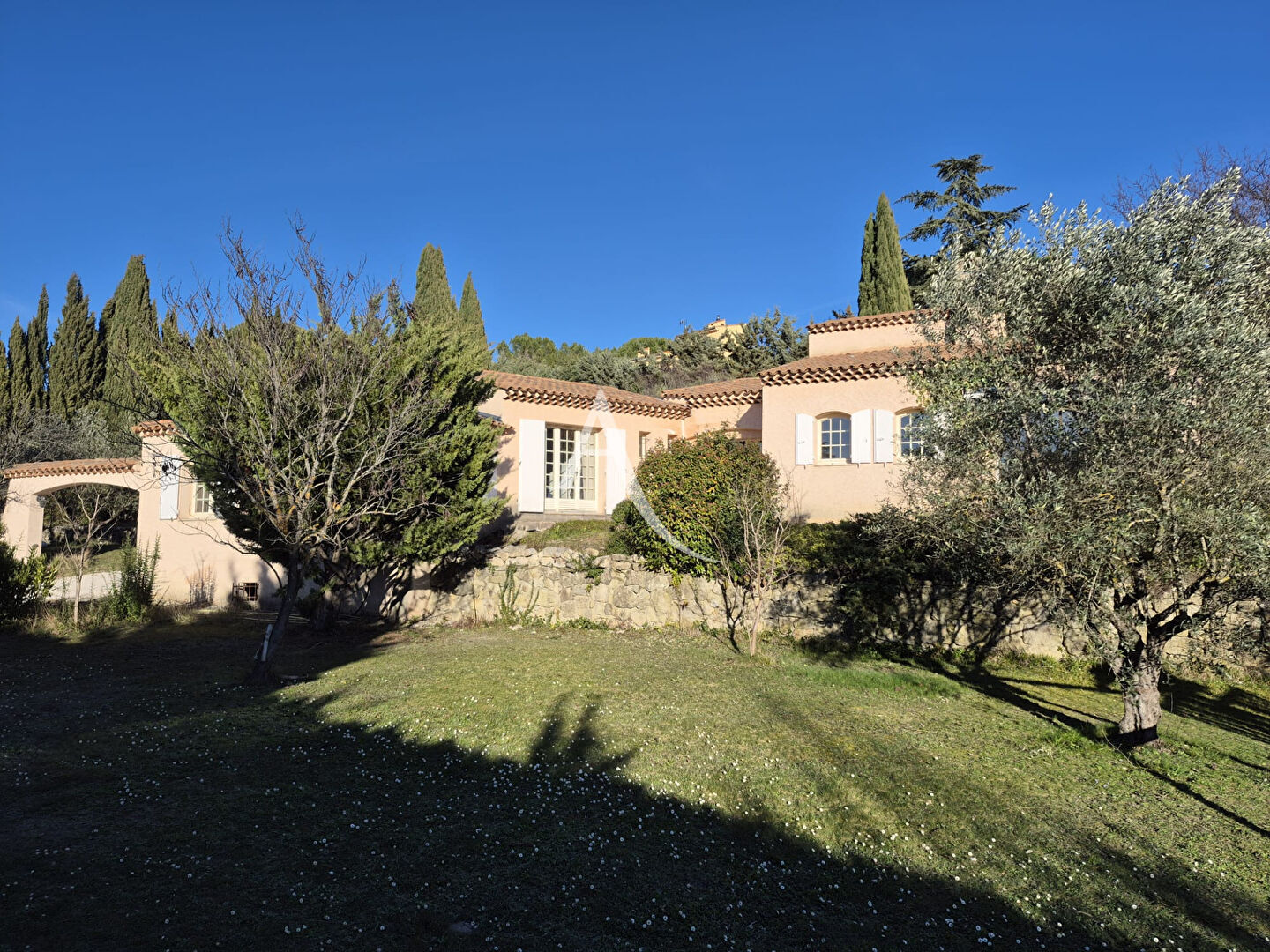Agence immobilière de l'Adresse Vinon-sur-Verdon