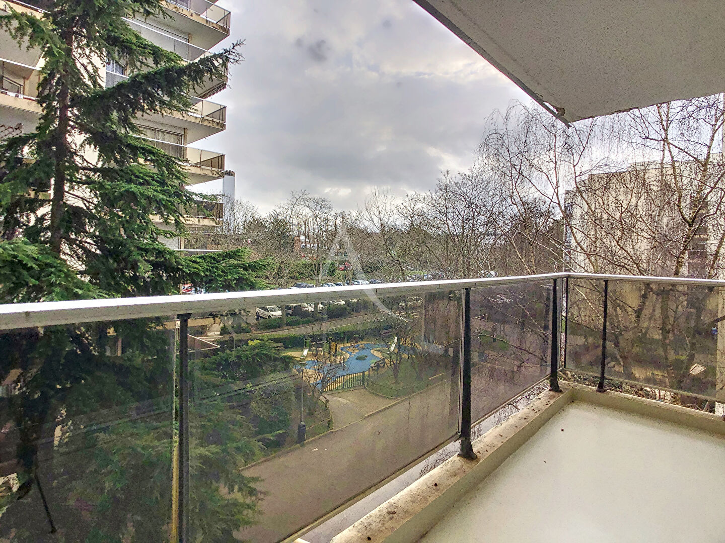 Photo Appartement 5 pièces de 95 m² - Saint-Germain-en-Laye image 2/6