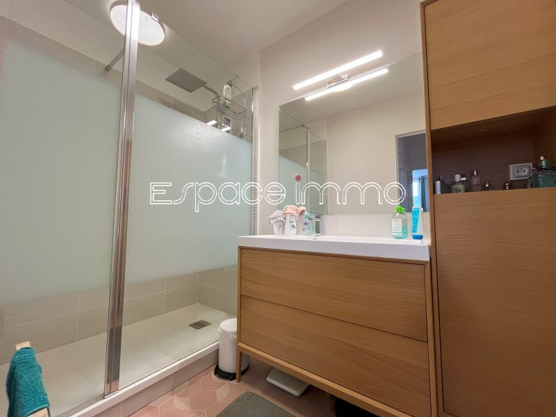 Photo IIMMEUBLE DE RAPPORT EN MONOPROPRIETE - APPARTEMENTS - GARAGES - LOCAL COMMERCIAL - SAINT ETIENNE DU ROUVRAY image 6/6